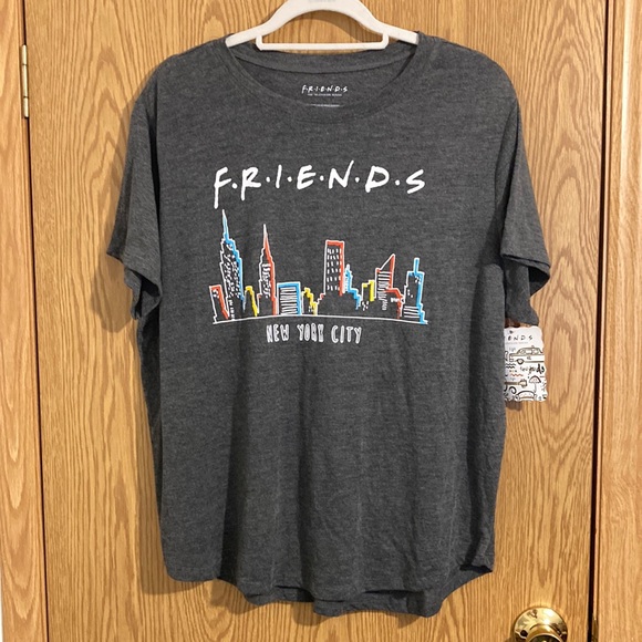 Warner Bros. Tops - Friends Tee Shirt NWT